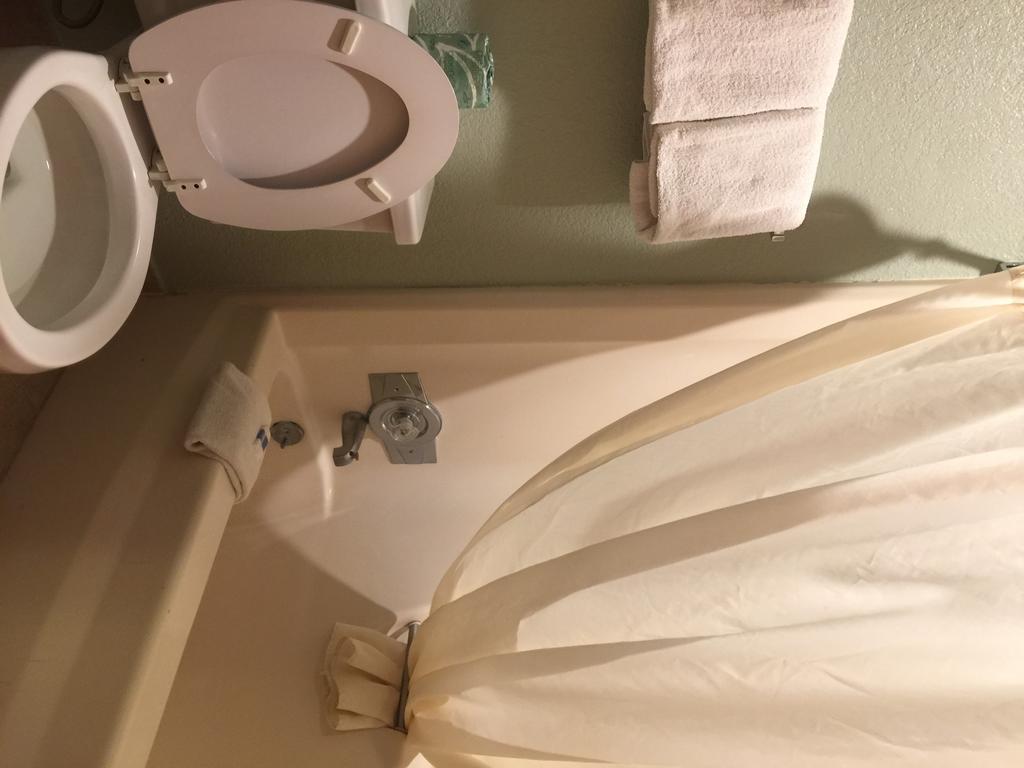 Texas Inn Brownsville Room photo